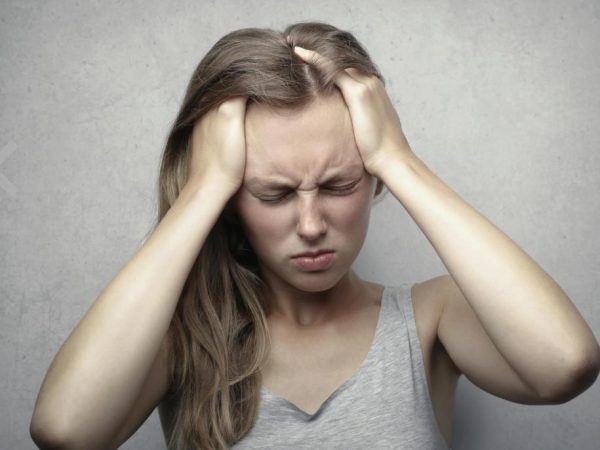 Ostéopathie : Une Approche Naturelle pour Soulager Migraine et Maux de Tête
